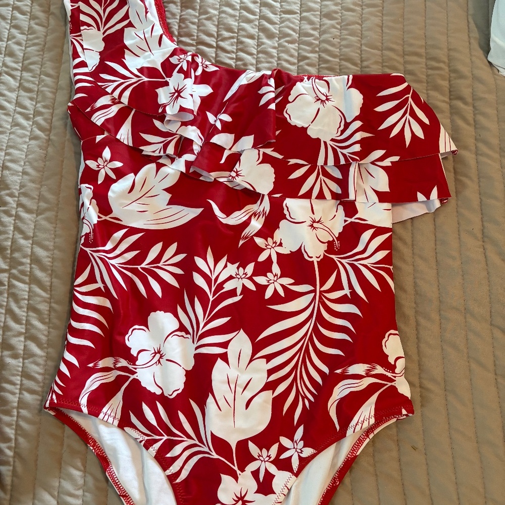 cute one shoulder swim suit